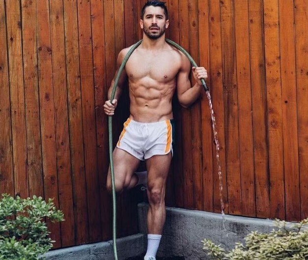 Who is Ian Paget? All About the Actor, Influencer & Content Creator Ian Paget