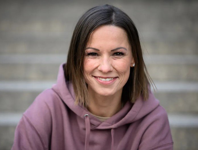 Who Is Christina Stürmer? All About the Austrian Singer’s Journey to Fame Christina Stürmer