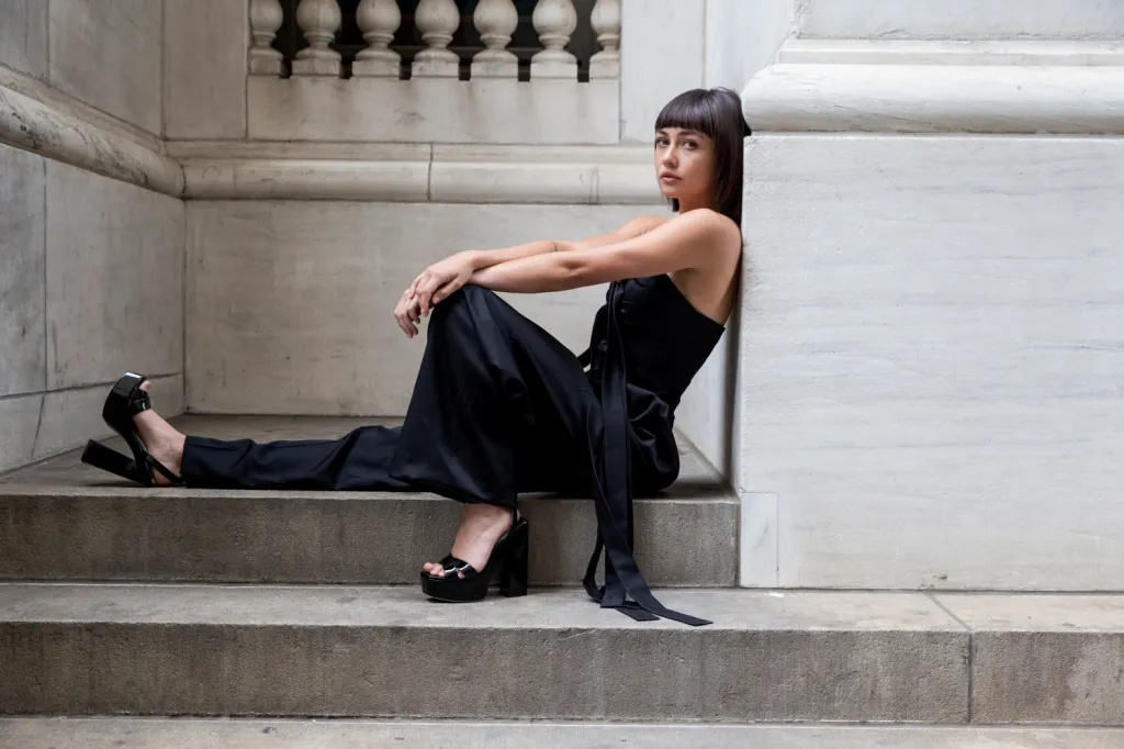 sydney chandler height