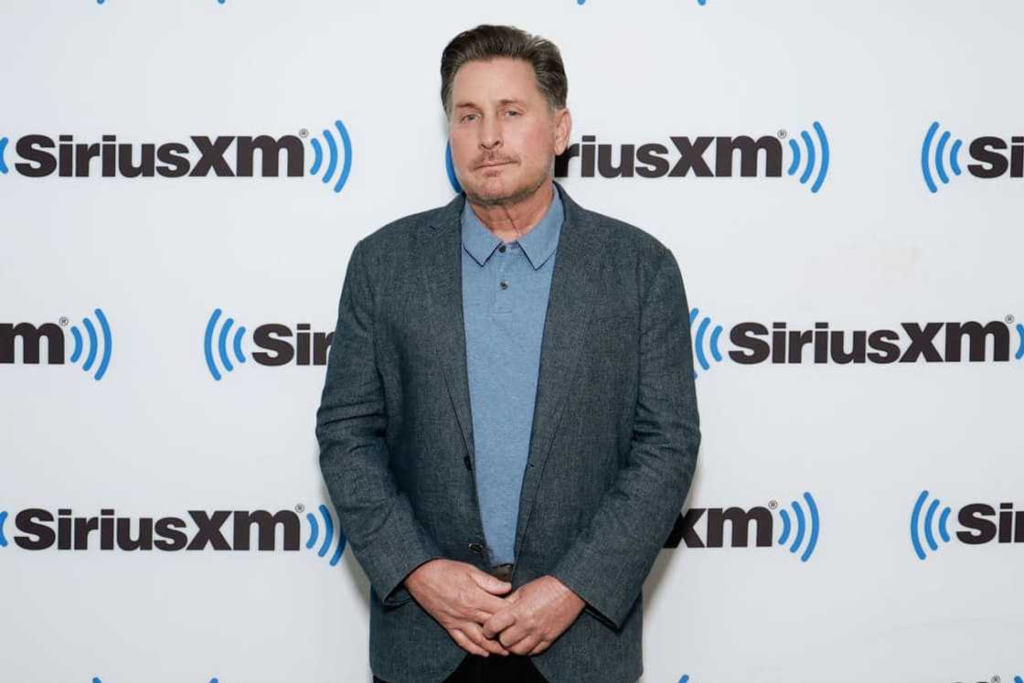 Emilio Estevez Net Worth: Career Earnings, Assets & Financial Success Explained image 23